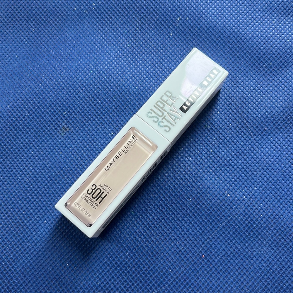 Maybelline Superstay Concealer in 01